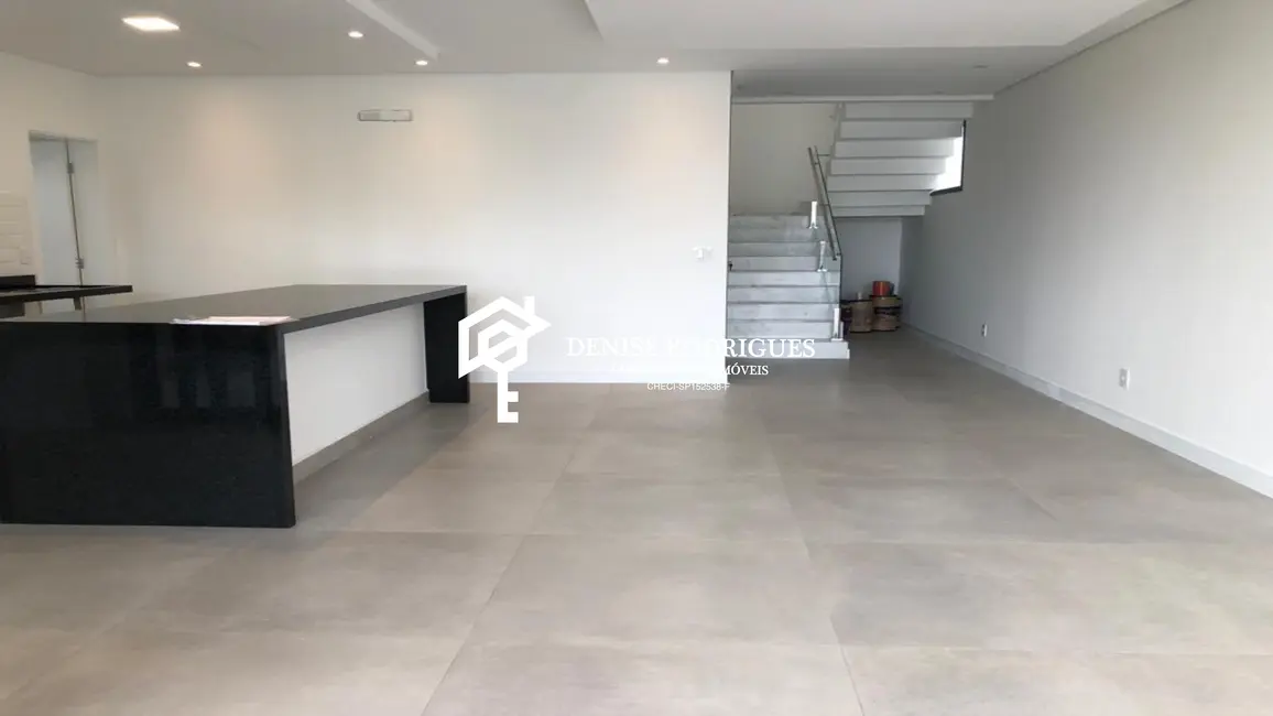 Foto 8 de Casa de Condomínio com 4 quartos à venda, 300m2 em Aruja - SP