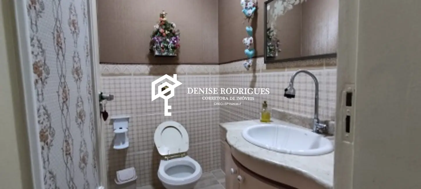 Foto 6 de Casa de Condomínio com 3 quartos à venda, 400m2 em Aruja - SP