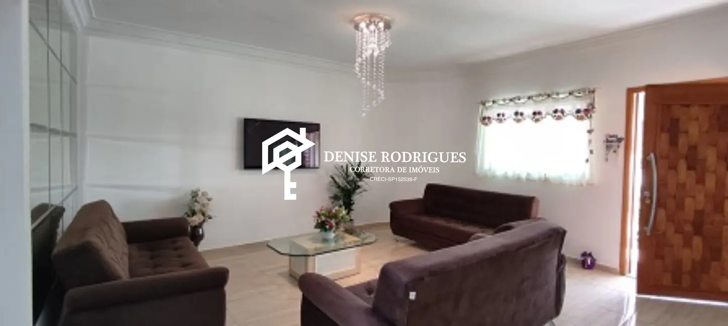 Foto 3 de Casa de Condomínio com 3 quartos à venda, 400m2 em Aruja - SP