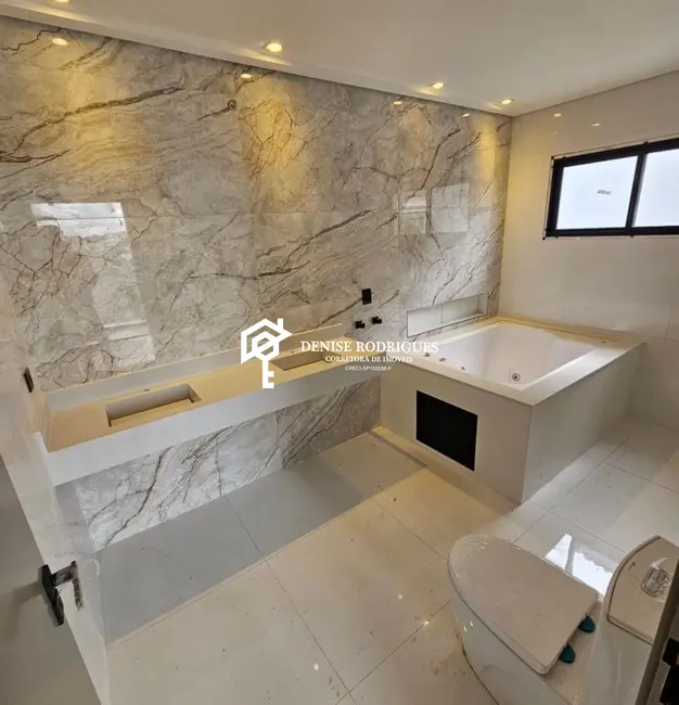 Foto 6 de Casa de Condomínio com 4 quartos à venda, 320m2 em Aruja - SP