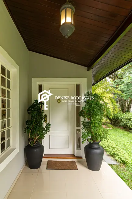 Foto 3 de Casa de Condomínio com 3 quartos à venda, 380m2 em Aruja - SP