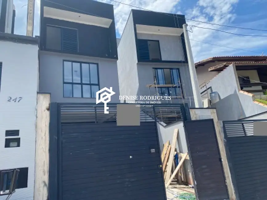 Foto 1 de Casa com 3 quartos à venda, 150m2 em Nossa Senhora do Carmo, Aruja - SP