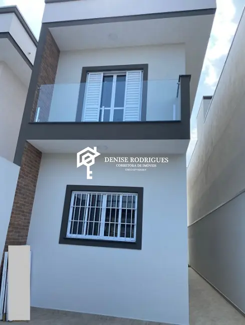 Foto 3 de Casa com 3 quartos à venda, 114m2 em Aruja - SP