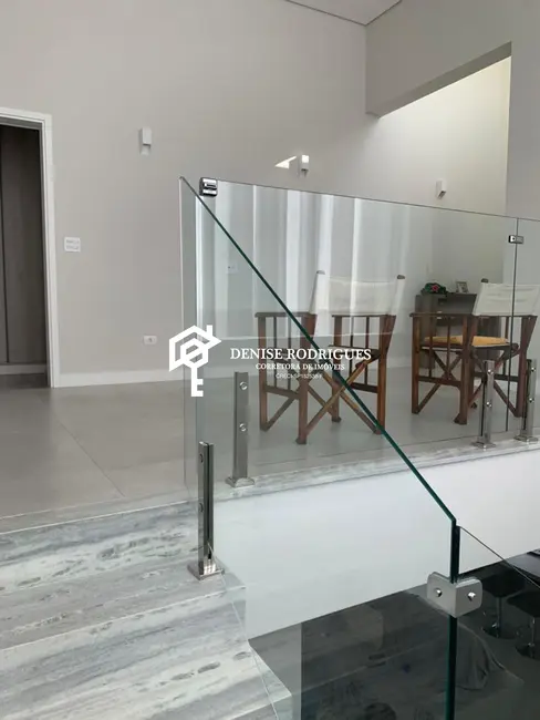 Foto 3 de Casa de Condomínio com 3 quartos à venda, 300m2 em Aruja - SP