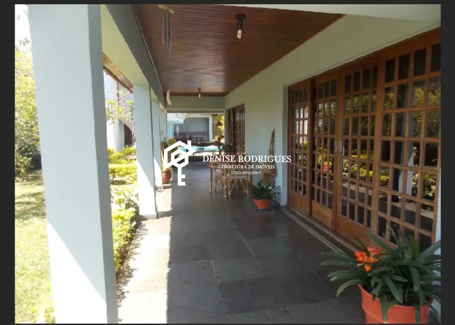 Casa de Condomínio com 5 quartos à venda, 750m2 em Aruja - SP - imagem 2 Foto 2 de Casa de Condomínio com 5 quartos à venda, 750m2 em Aruja - SP