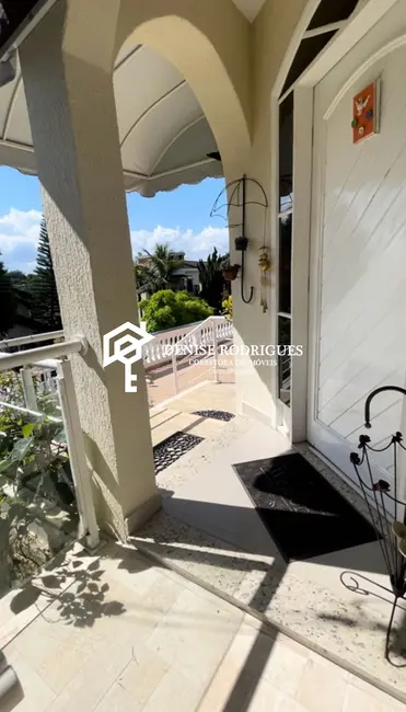 Foto 3 de Casa de Condomínio com 3 quartos à venda, 375m2 em Aruja - SP