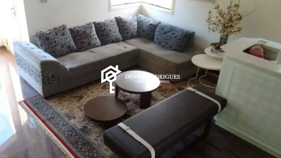 Foto 3 de Casa de Condomínio com 3 quartos à venda, 320m2 em Aruja - SP