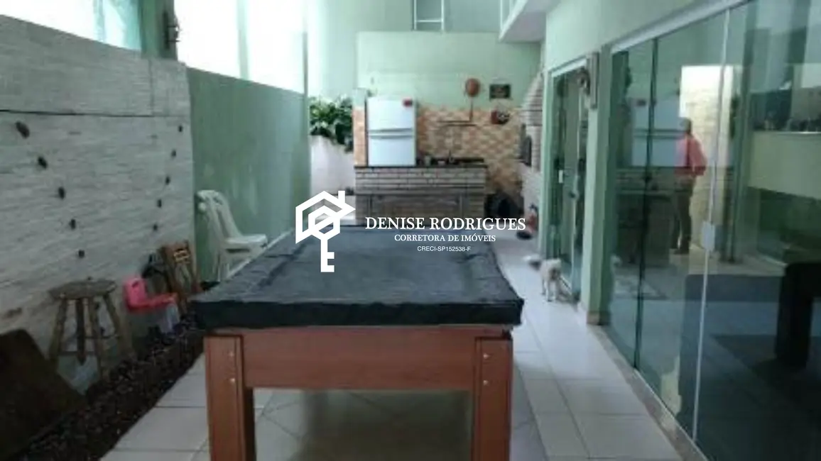 Foto 4 de Casa de Condomínio com 4 quartos à venda, 304m2 em Aruja - SP