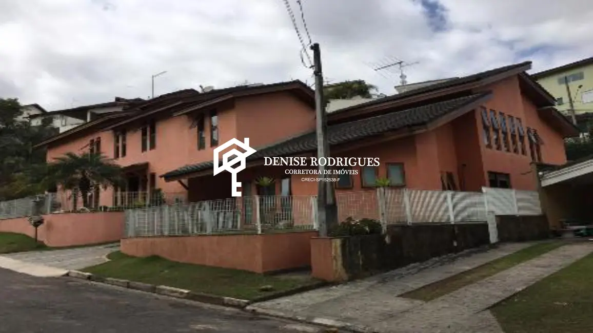 Foto 2 de Casa de Condomínio com 3 quartos à venda, 320m2 em Aruja - SP