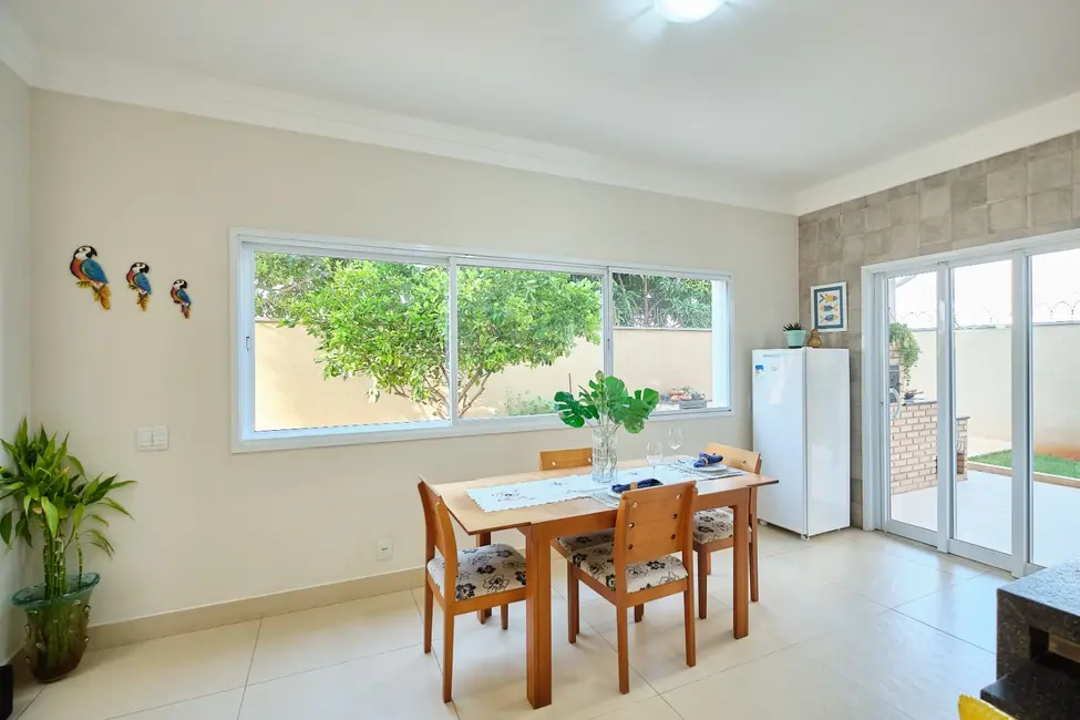 Foto 7 de Sobrado com 3 quartos à venda, 332m2 em Sumare - SP