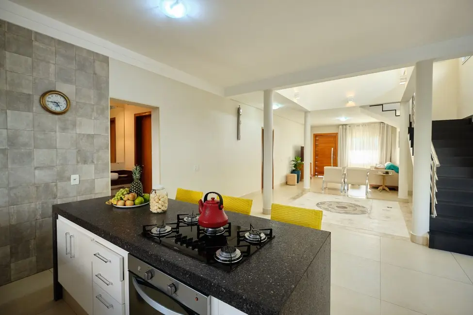 Foto 4 de Sobrado com 3 quartos à venda, 332m2 em Sumare - SP