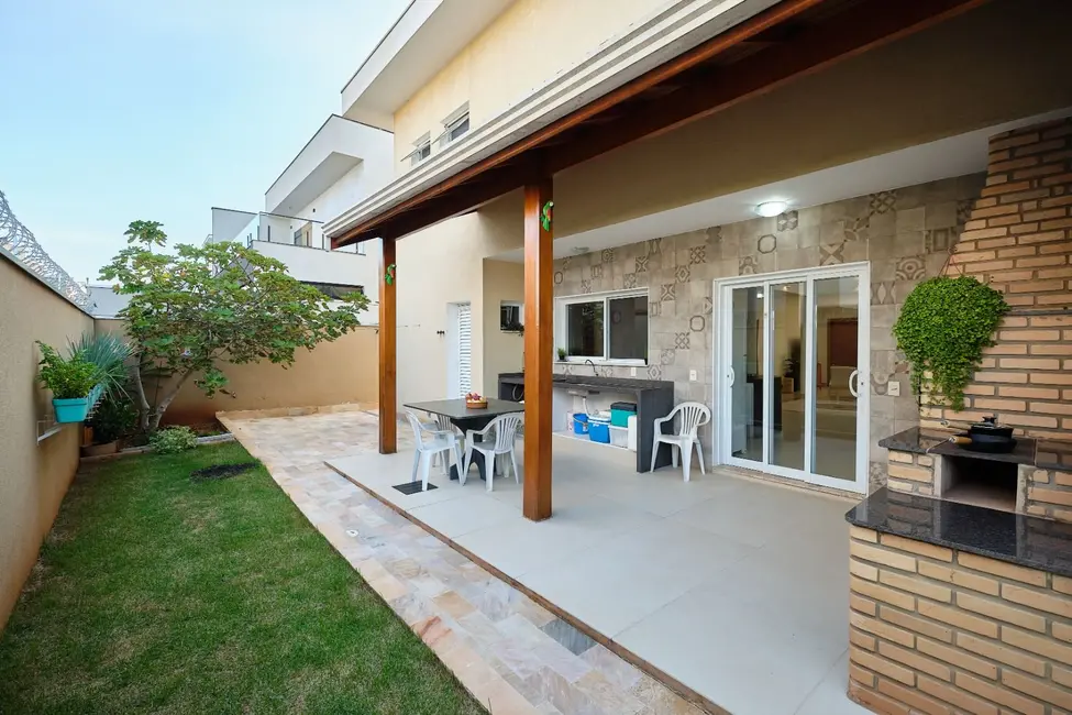 Foto 8 de Sobrado com 3 quartos à venda, 332m2 em Sumare - SP