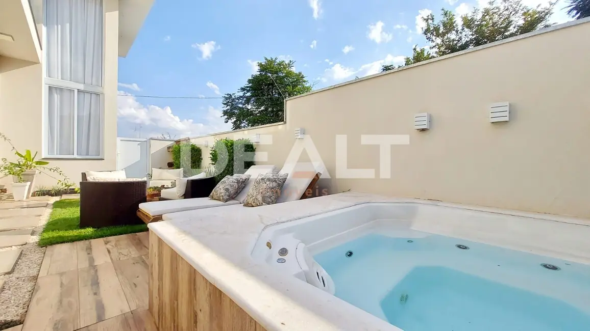 Foto 2 de Sobrado com 3 quartos à venda, 258m2 em Residencial Jardim do Jatobá, Hortolandia - SP