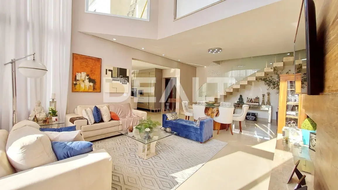 Foto 4 de Sobrado com 3 quartos à venda, 258m2 em Residencial Jardim do Jatobá, Hortolandia - SP