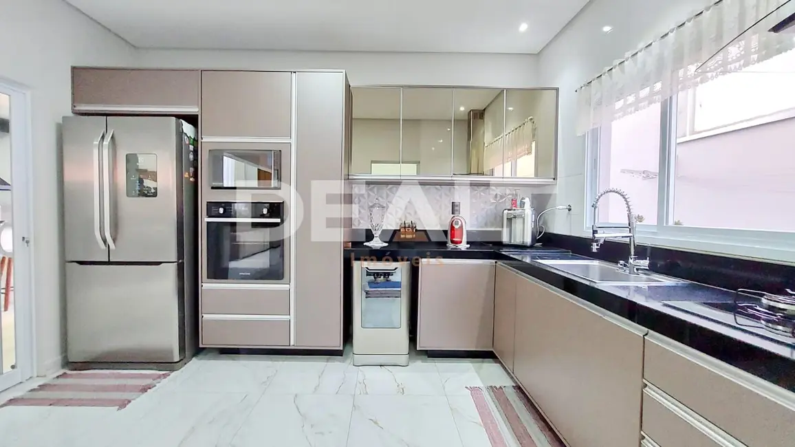 Foto 6 de Sobrado com 3 quartos à venda, 250m2 em Sumare - SP