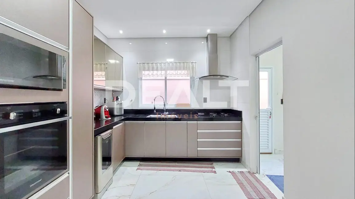 Foto 9 de Sobrado com 3 quartos à venda, 250m2 em Sumare - SP