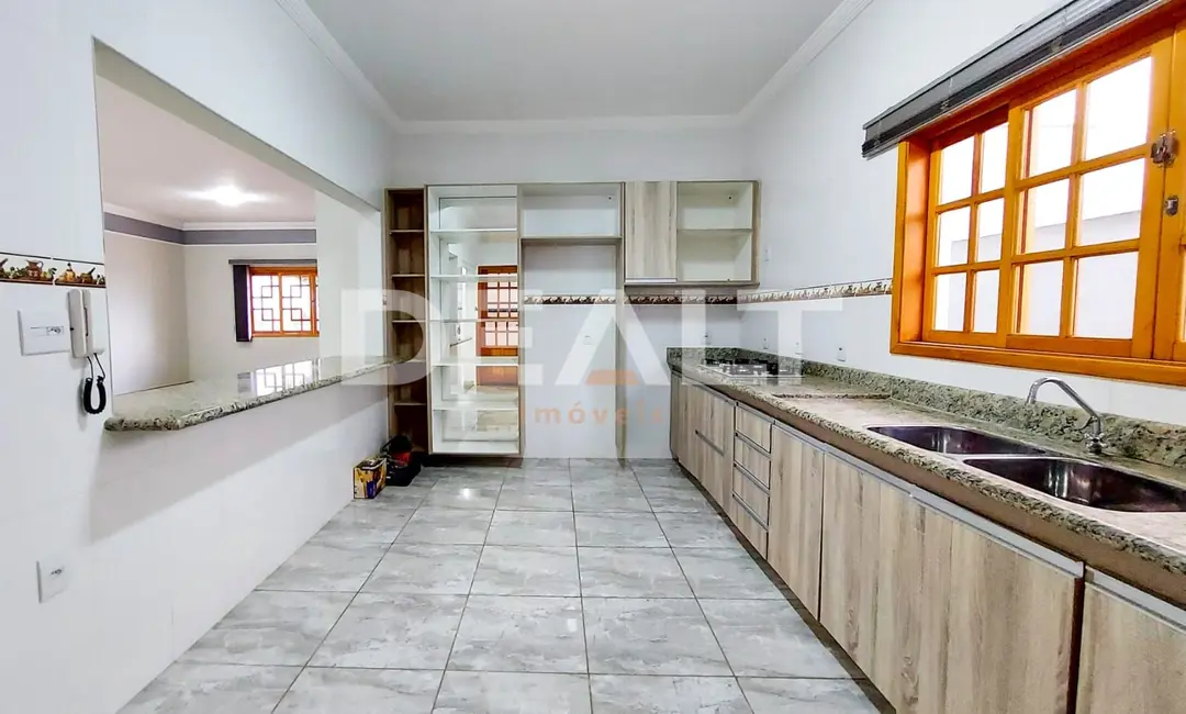 Foto 4 de Casa de Condomínio com 3 quartos à venda, 250m2 em Hortolandia - SP