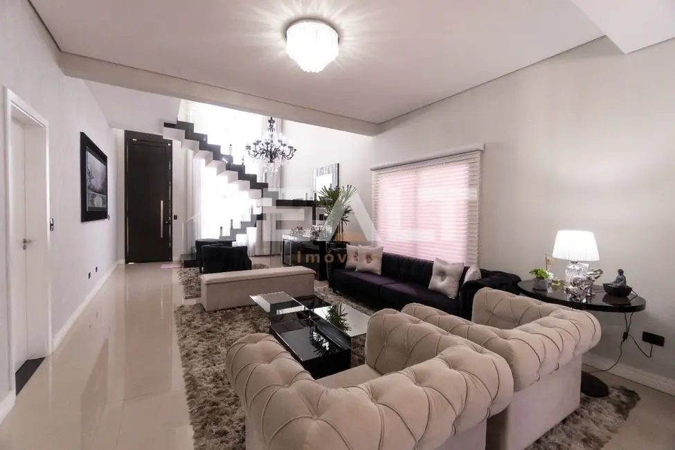 Foto 3 de Sobrado com 3 quartos à venda, 500m2 em Hortolandia - SP