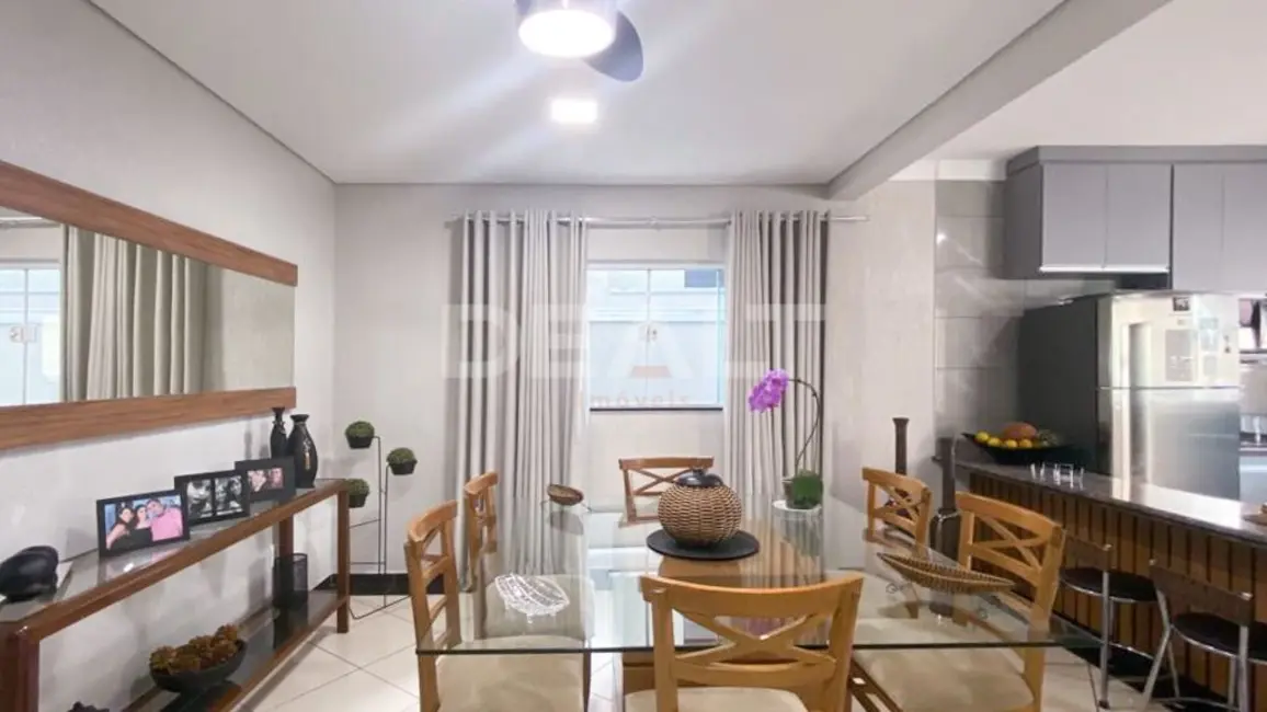 Foto 5 de Sobrado com 3 quartos à venda, 300m2 em Hortolandia - SP