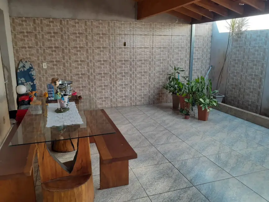 Foto 1 de Casa de Condomínio com 2 quartos à venda, 120m2 em Sumare - SP