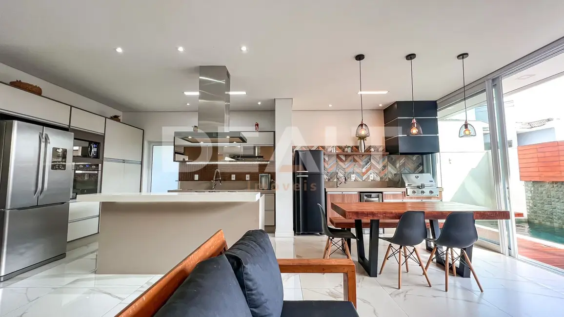 Foto 6 de Sobrado com 4 quartos à venda, 262m2 em Residencial Portal do Lago, Sumare - SP