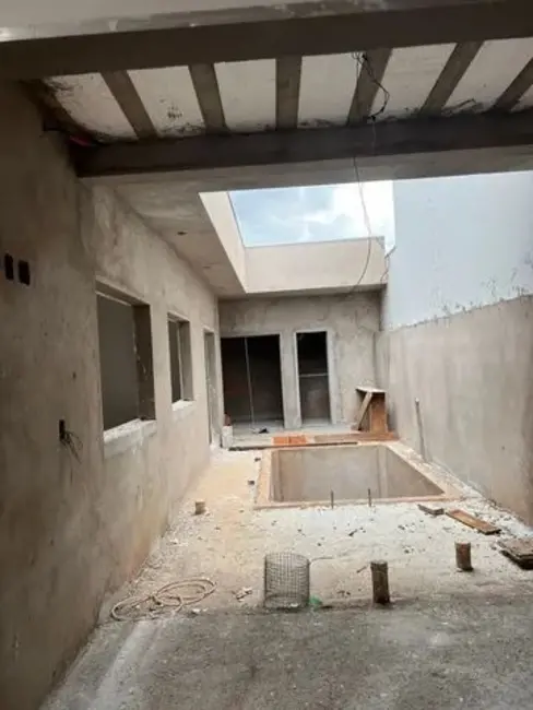 Casa de Condomínio com 3 quartos à venda, 200m2 em São Bento, Paulinia - SP - imagem 4 Foto 4 de Casa de Condomínio com 3 quartos à venda, 200m2 em São Bento, Paulinia - SP