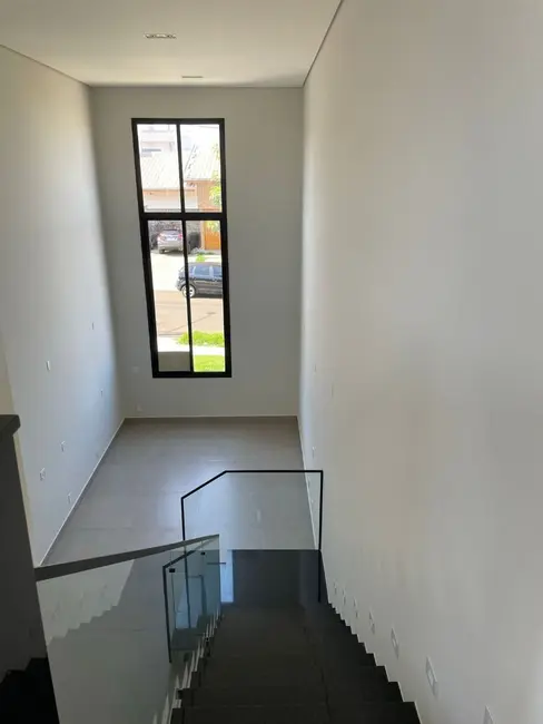Sobrado com 3 quartos à venda, 250m2 em Paulinia - SP - imagem 7 Foto 7 de Sobrado com 3 quartos à venda, 250m2 em Paulinia - SP