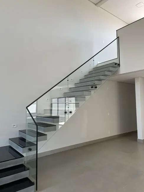 Sobrado com 3 quartos à venda, 250m2 em Paulinia - SP - imagem 6 Foto 6 de Sobrado com 3 quartos à venda, 250m2 em Paulinia - SP