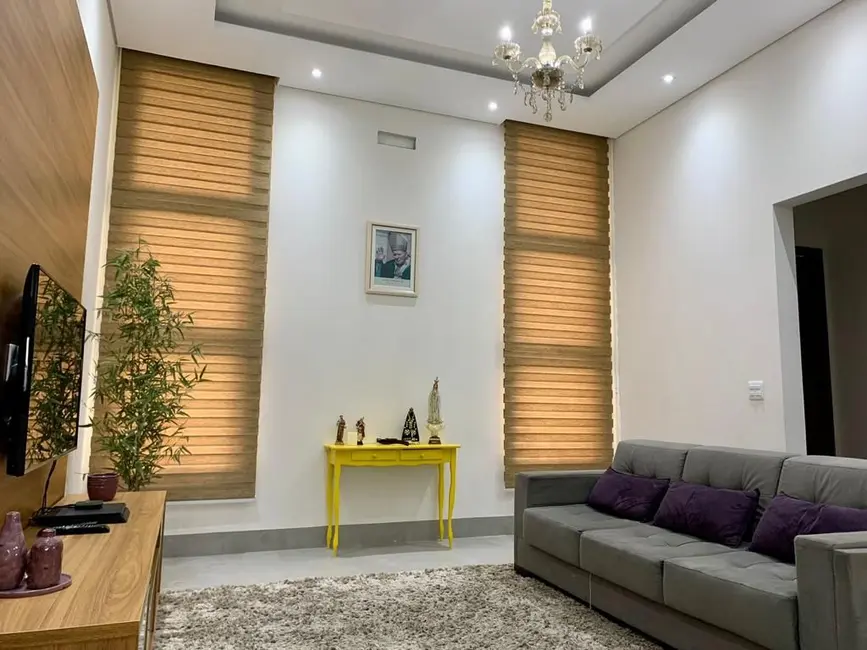 Casa de Condomínio com 3 quartos à venda, 384m2 em Jardim Ypê, Paulinia - SP - imagem 5 Foto 5 de Casa de Condomínio com 3 quartos à venda, 384m2 em Jardim Ypê, Paulinia - SP