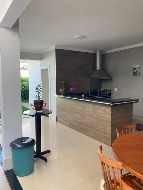 Foto 6 de Casa de Condomínio com 3 quartos à venda, 390m2 em Paulinia - SP