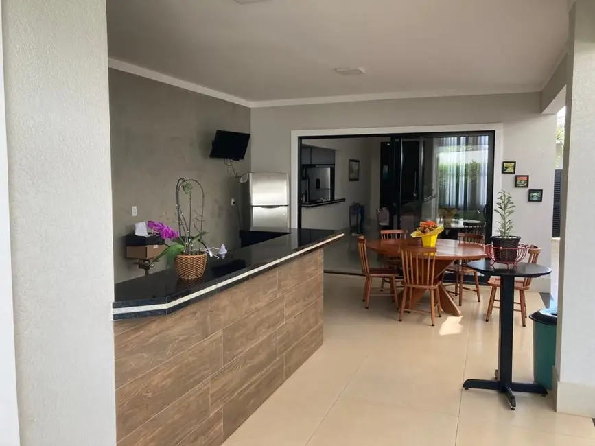 Foto 3 de Casa de Condomínio com 3 quartos à venda, 390m2 em Paulinia - SP