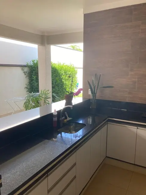 Foto 5 de Casa de Condomínio com 3 quartos à venda, 390m2 em Paulinia - SP