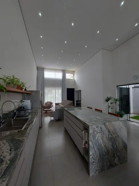 Foto 1 de Casa de Condomínio com 3 quartos à venda, 200m2 em São Bento, Paulinia - SP