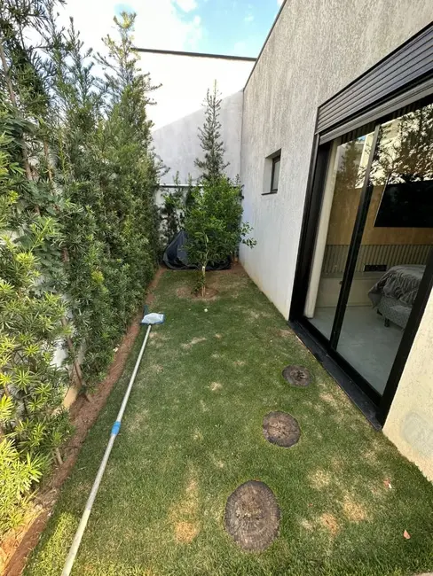 Casa de Condomínio com 3 quartos à venda, 270m2 em Hortolandia - SP - imagem 9 Foto 9 de Casa de Condomínio com 3 quartos à venda, 270m2 em Hortolandia - SP