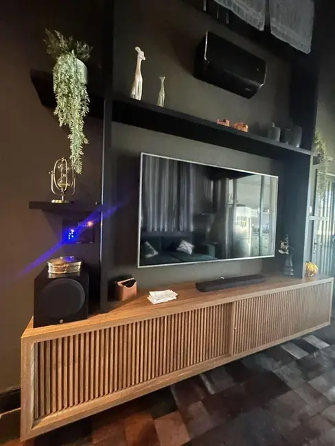 Sobrado com 3 quartos à venda, 360m2 em Jardim América, Paulinia - SP - imagem 8 Foto 8 de Sobrado com 3 quartos à venda, 360m2 em Jardim América, Paulinia - SP