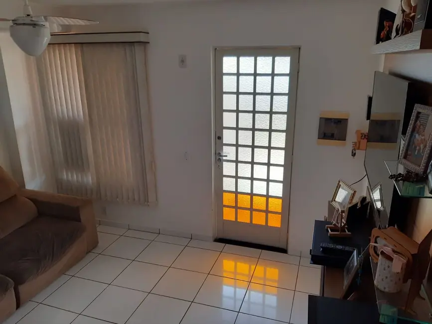 Foto 2 de Casa de Condomínio com 2 quartos à venda, 61m2 em Sumare - SP