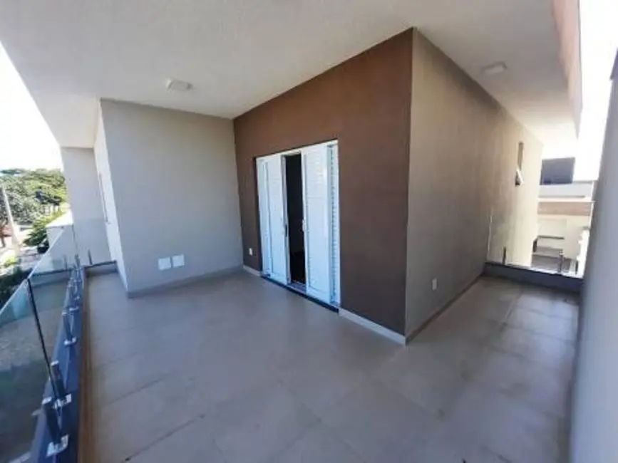 Sobrado com 3 quartos à venda, 300m2 em João Aranha, Paulinia - SP - imagem 3 Foto 3 de Sobrado com 3 quartos à venda, 300m2 em João Aranha, Paulinia - SP