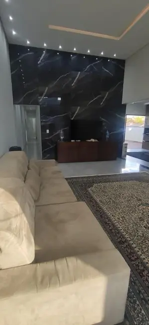 Foto 4 de Casa de Condomínio com 3 quartos à venda, 250m2 em Paulinia - SP