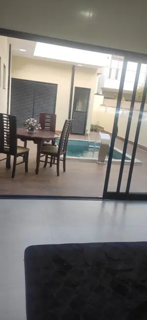 Foto 9 de Casa de Condomínio com 3 quartos à venda, 250m2 em Paulinia - SP