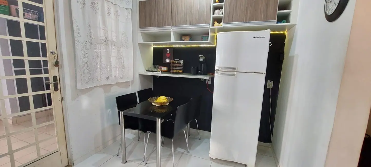 Foto 4 de Casa de Condomínio com 2 quartos à venda, 41m2 em Sumare - SP