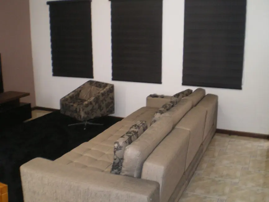 Sobrado com 4 quartos à venda, 290m2 em Paulinia - SP - imagem 3 Foto 3 de Sobrado com 4 quartos à venda, 290m2 em Paulinia - SP