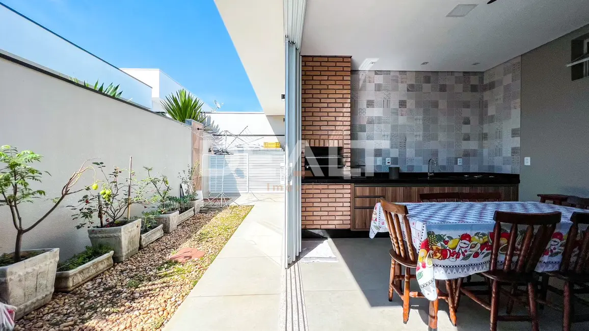 Foto 6 de Casa de Condomínio com 3 quartos à venda, 250m2 em Sumare - SP