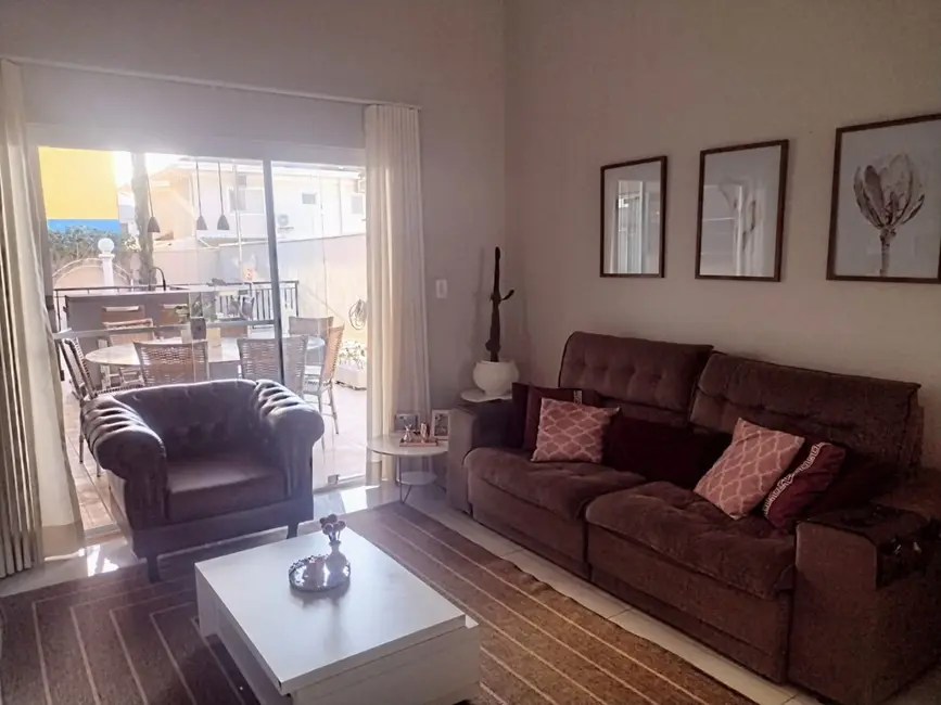 Foto 4 de Casa de Condomínio com 3 quartos à venda, 390m2 em Paulinia - SP