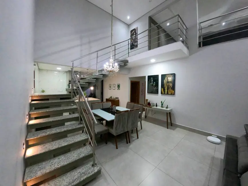 Foto 2 de Sobrado com 3 quartos à venda, 262m2 em Hortolandia - SP