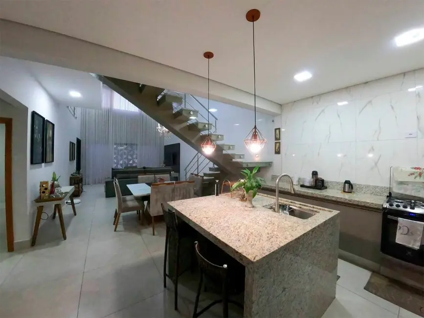 Foto 4 de Sobrado com 3 quartos à venda, 262m2 em Hortolandia - SP