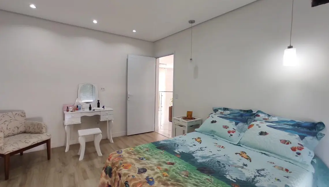 Foto 9 de Sobrado com 4 quartos à venda, 250m2 em Residencial Jardim do Jatobá, Hortolandia - SP