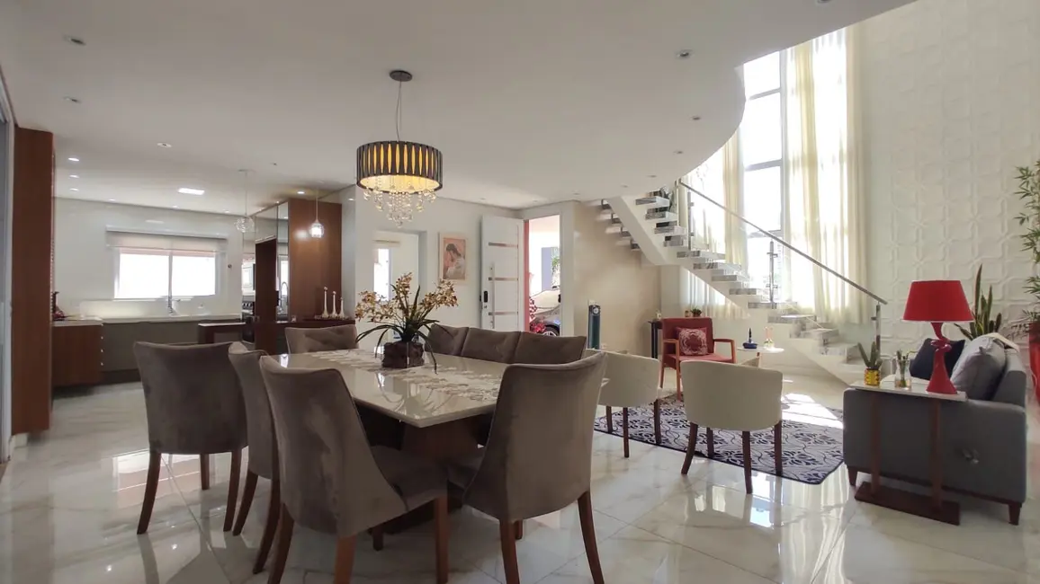 Foto 8 de Sobrado com 4 quartos à venda, 250m2 em Residencial Jardim do Jatobá, Hortolandia - SP