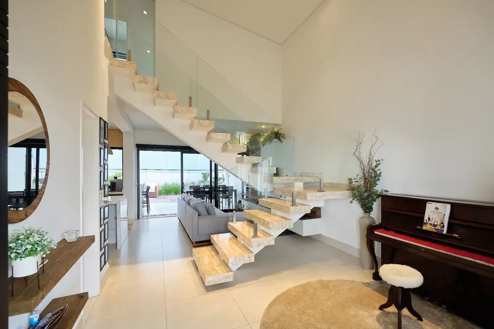 Foto 2 de Sobrado com 3 quartos à venda, 250m2 em Sumare - SP