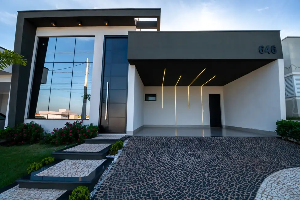 Foto 1 de Casa de Condomínio com 3 quartos à venda, 250m2 em Sumare - SP