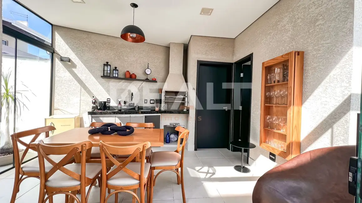 Foto 2 de Casa de Condomínio com 3 quartos à venda, 289m2 em Hortolandia - SP